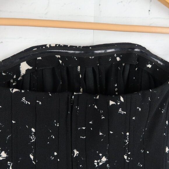 H&M BLACK & IVORY ABSTRACT PRINT STRAPLESS FIT & FLARE MINI DRESS SIZE 4 - Picture 5 of 6